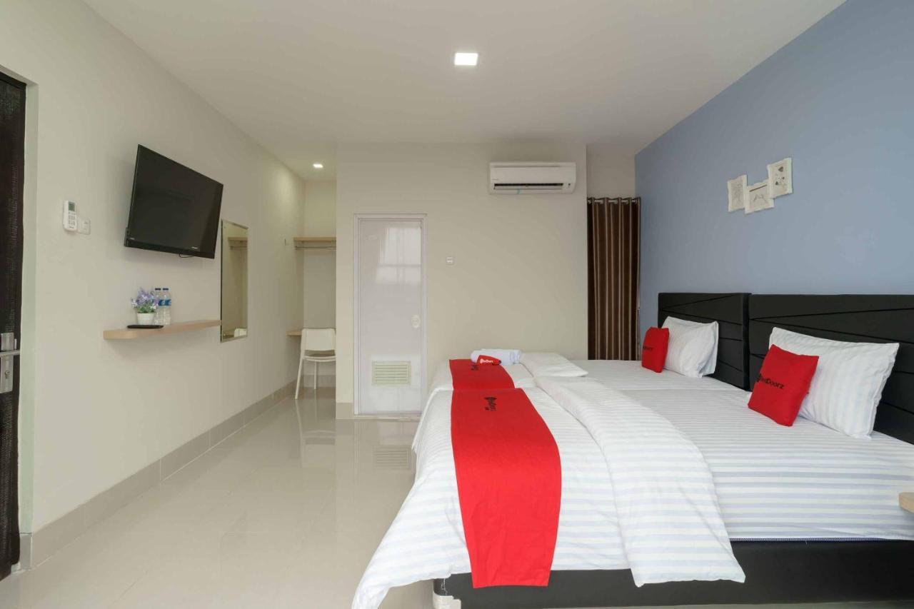 Reddoorz Plus Near Eka Hospital Bsd 5 Dadap المظهر الخارجي الصورة