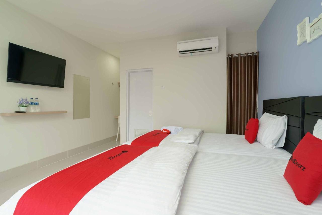 Reddoorz Plus Near Eka Hospital Bsd 5 Dadap المظهر الخارجي الصورة